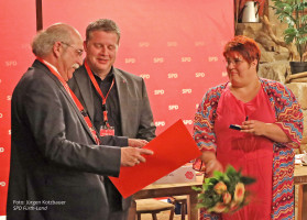 Helmut Keim, Carsten Träger und Melanie Plevka bei der Preisverleihung